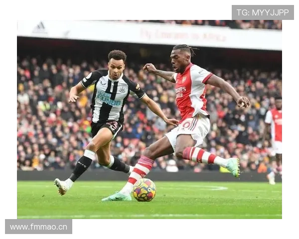 萨卡:从左后卫到右边锋的位置进化轨迹分析 萨卡:从左后卫到右边锋的位置进化轨迹分析